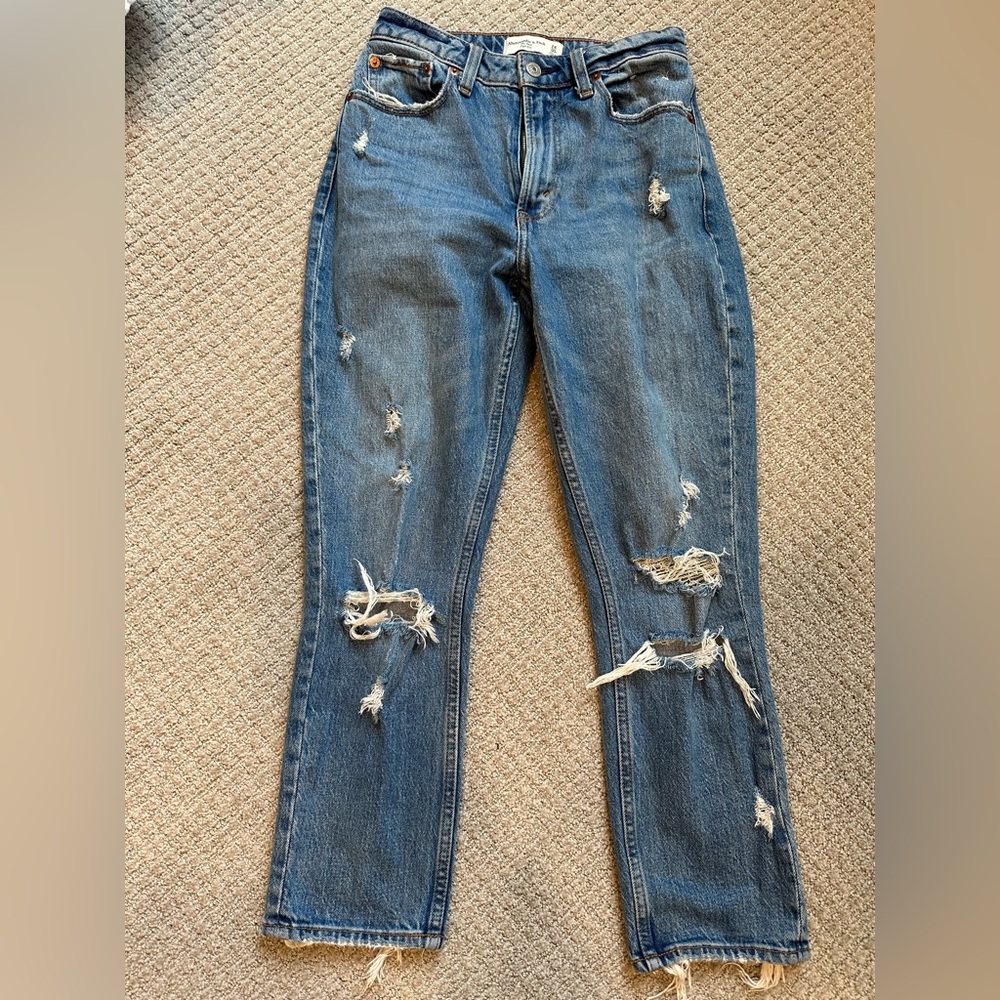 Abercrombie & Fitch “the mom high rise” curve love